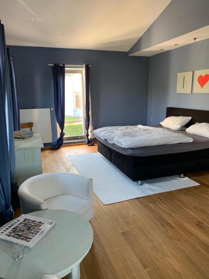 Design Appartment With Big Terrace Halsenbach Eksteriør bilde
